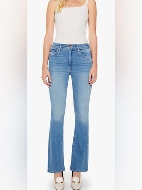 MOTHER Weekender Mid
Rise Jeans. Size 31